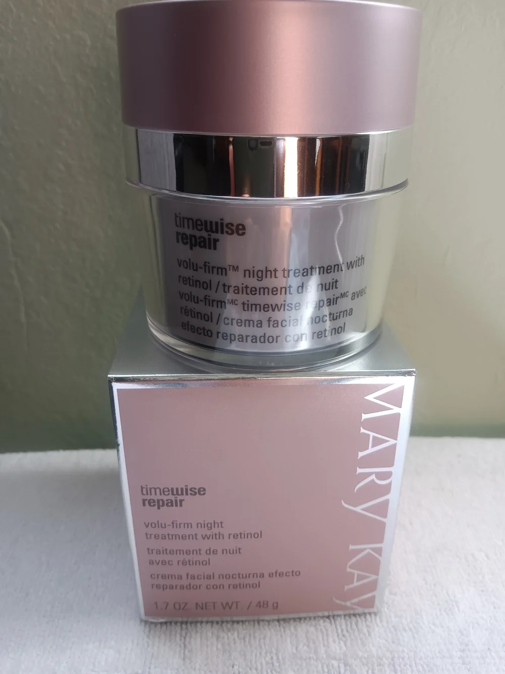 Mary Kay Timewise Repair Volu-Firm Night Treatment with Retinol - Pink